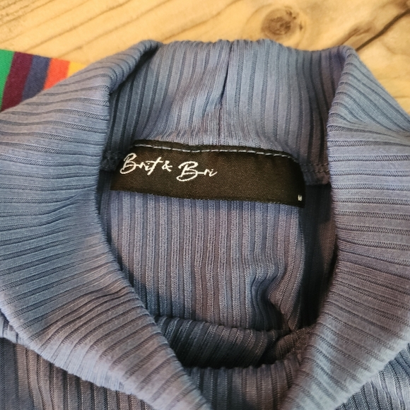 Tank/Tee Lot, size S/M - Picture 4 of 5